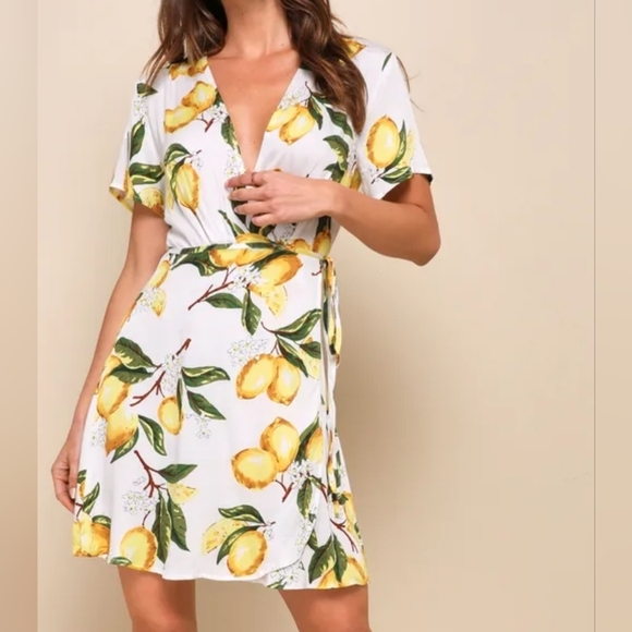 Wrap around dress - Picture 2 of 9